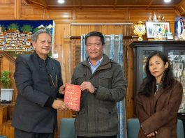 Sanjeev Chopra discusses development policy with CM Pema Khandu
