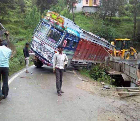 rain causes havoc in uttarakhand