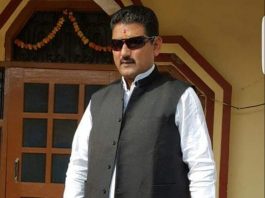 महेश नेगी