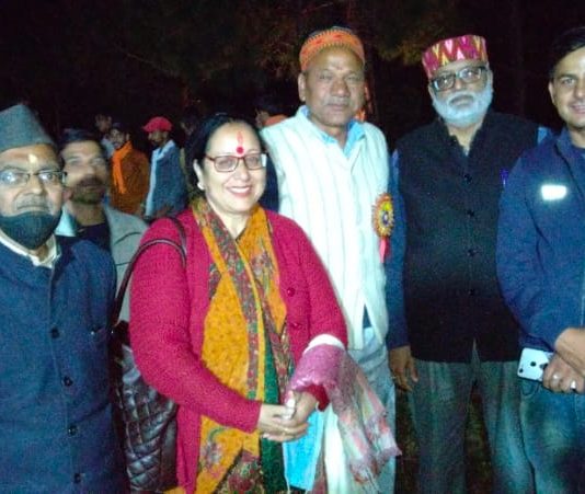आर्य