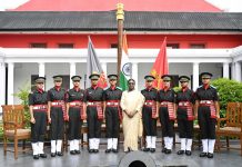 वीरता और विवेक को जीवन का मार्गदर्शक बनाएं युवा अधिकारीः राष्ट्रपति